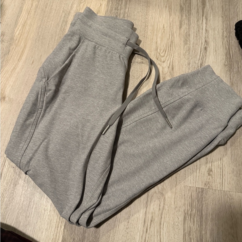 Lululemon joggers